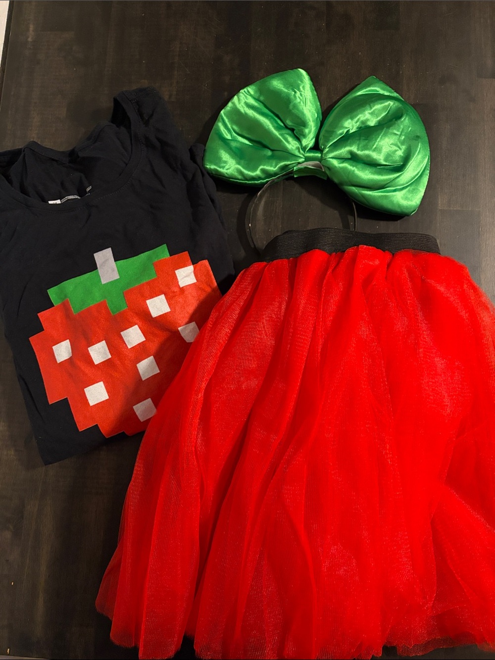 Video Game Strawberry Costume Lot Plus Size 2/3X Halloween Costume